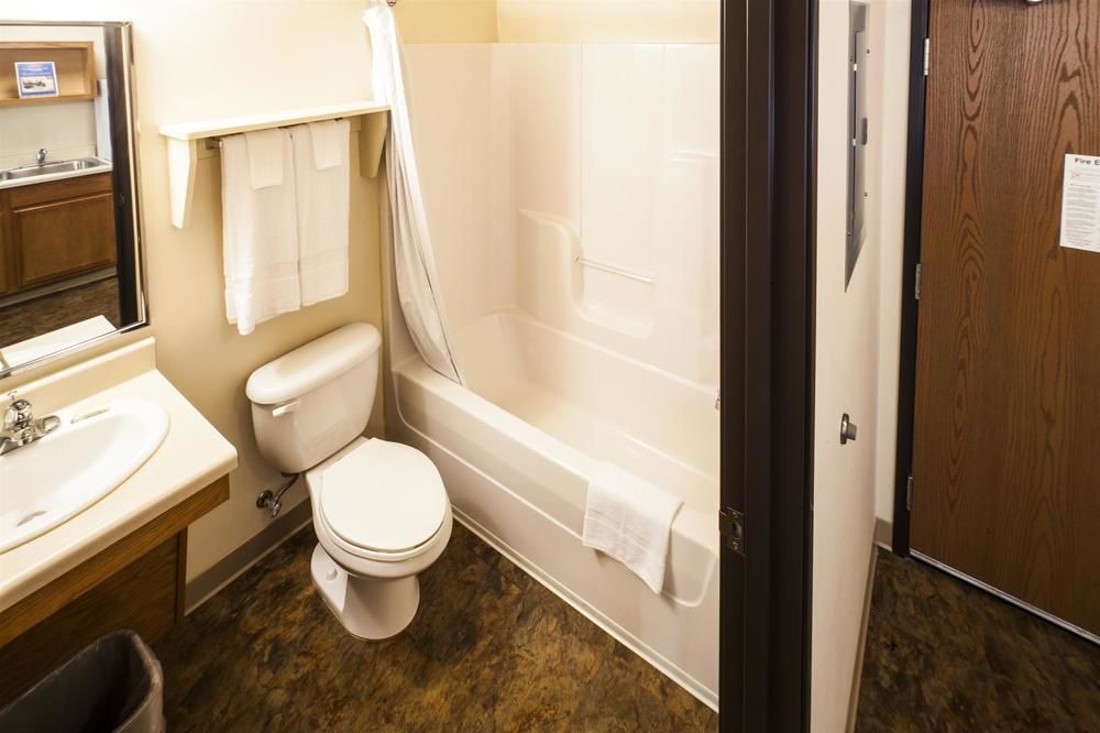 Woodspring Suites Allentown Bethlehem Exterior photo